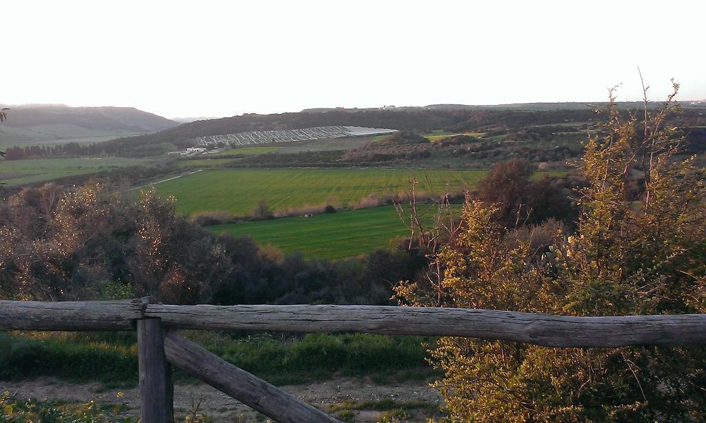 Masseria Strada Agriturismo Ginosa Eksteriør billede