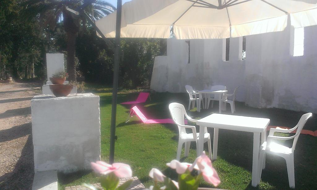 Masseria Strada Agriturismo Ginosa Eksteriør billede