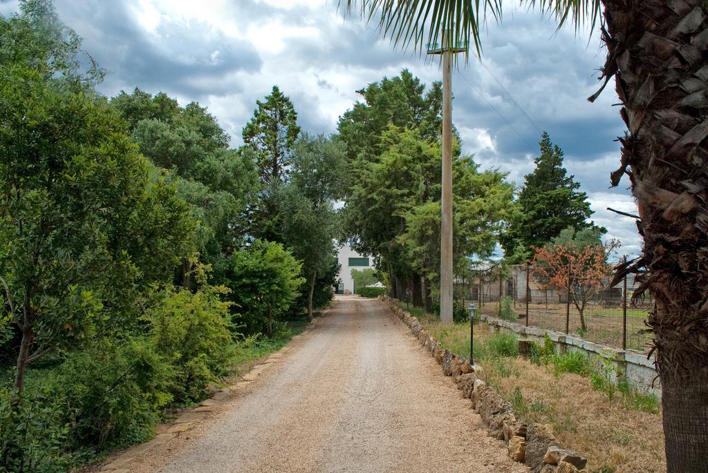 Masseria Strada Agriturismo Ginosa Eksteriør billede